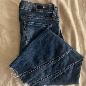 Kut from the cloth, size 8 skinny jeans. Great condition.